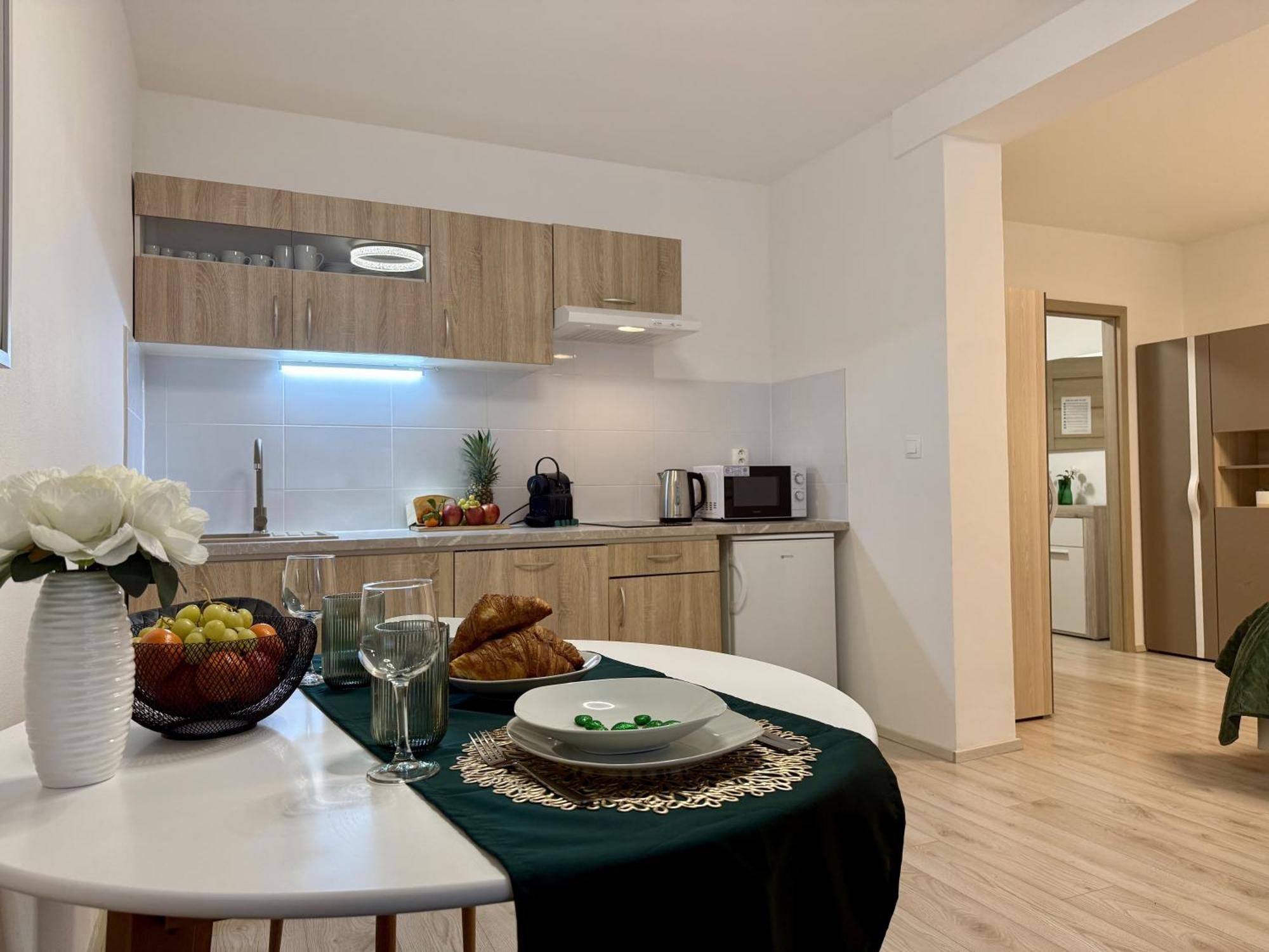 Apartmany New Forest Retreat - U Lesa, S Parkovanim, 300Mbit Internet Jesenik Exterior photo