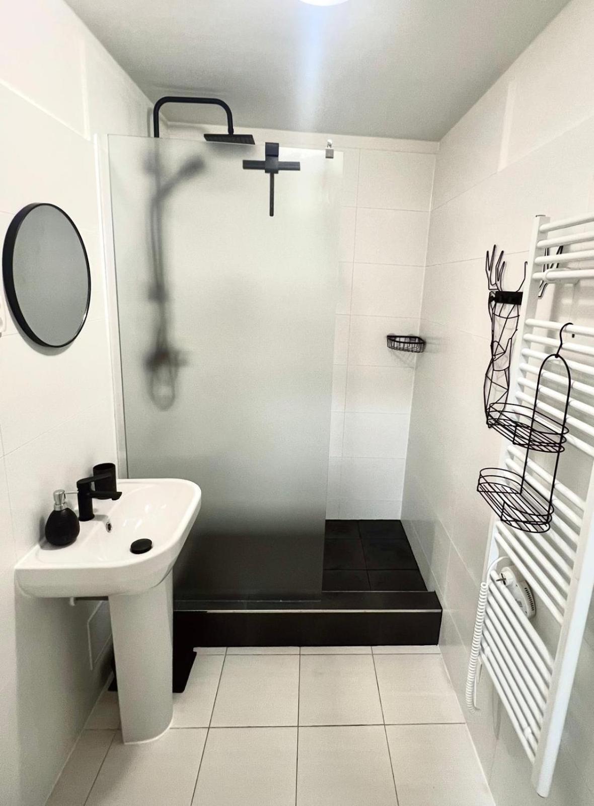 Apartmany New Forest Retreat - U Lesa, S Parkovanim, 300Mbit Internet Jesenik Exterior photo